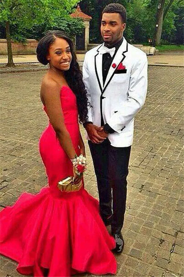 Amazing White Notched Lapel One Button Discount Mens Suits