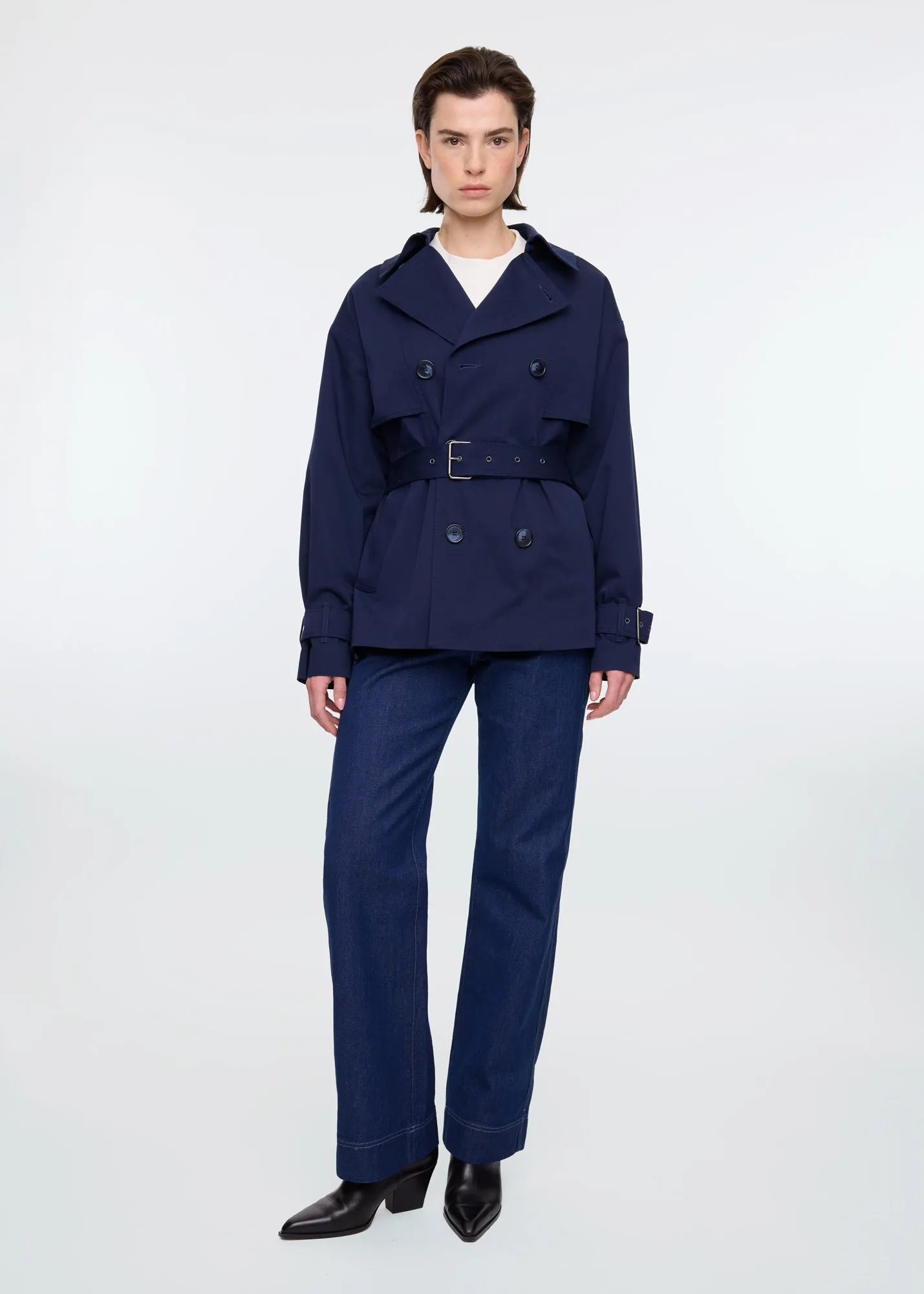 Buitenjas Short wide trench coat