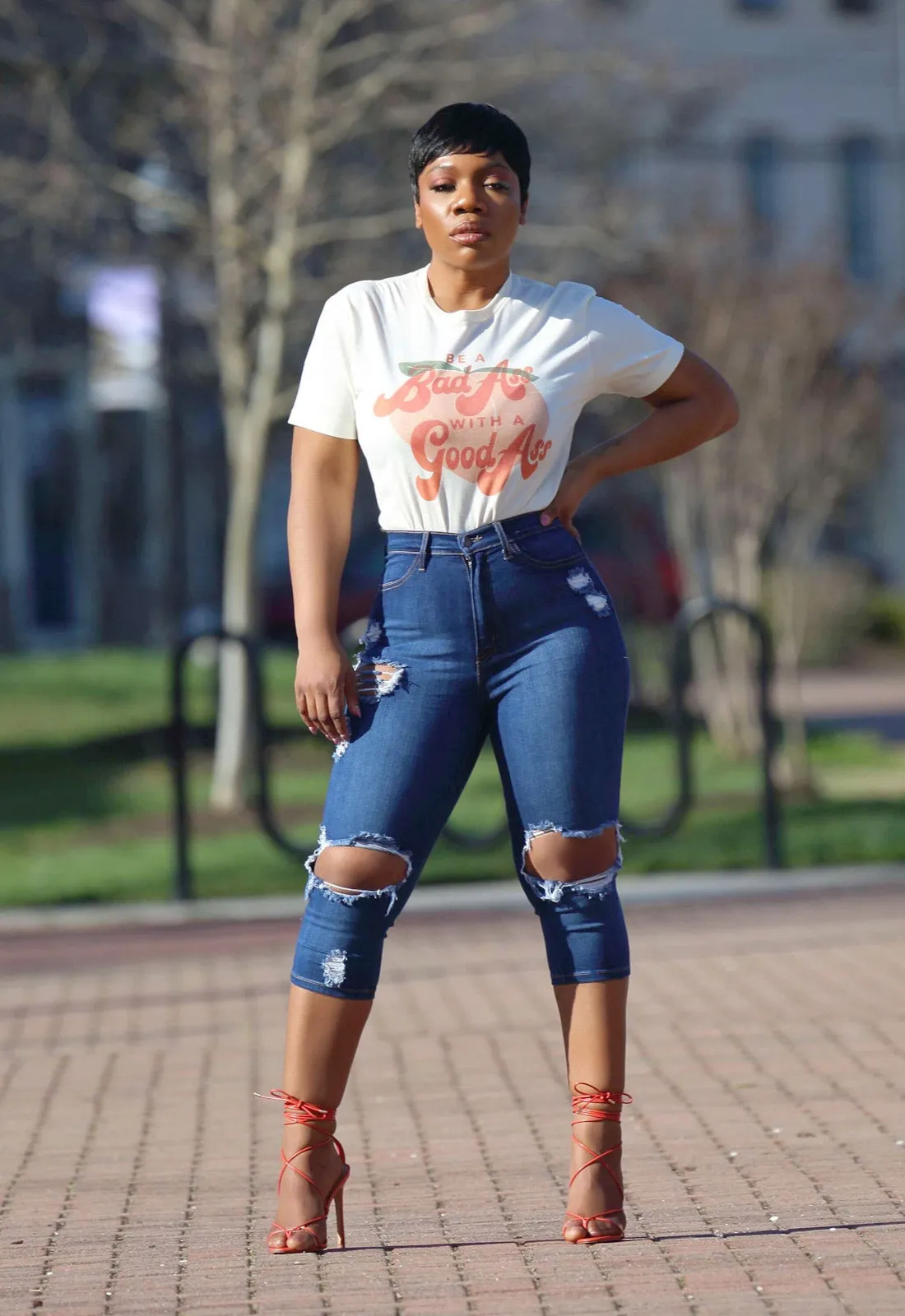 Cover Girl | Distressed Capri Jeans