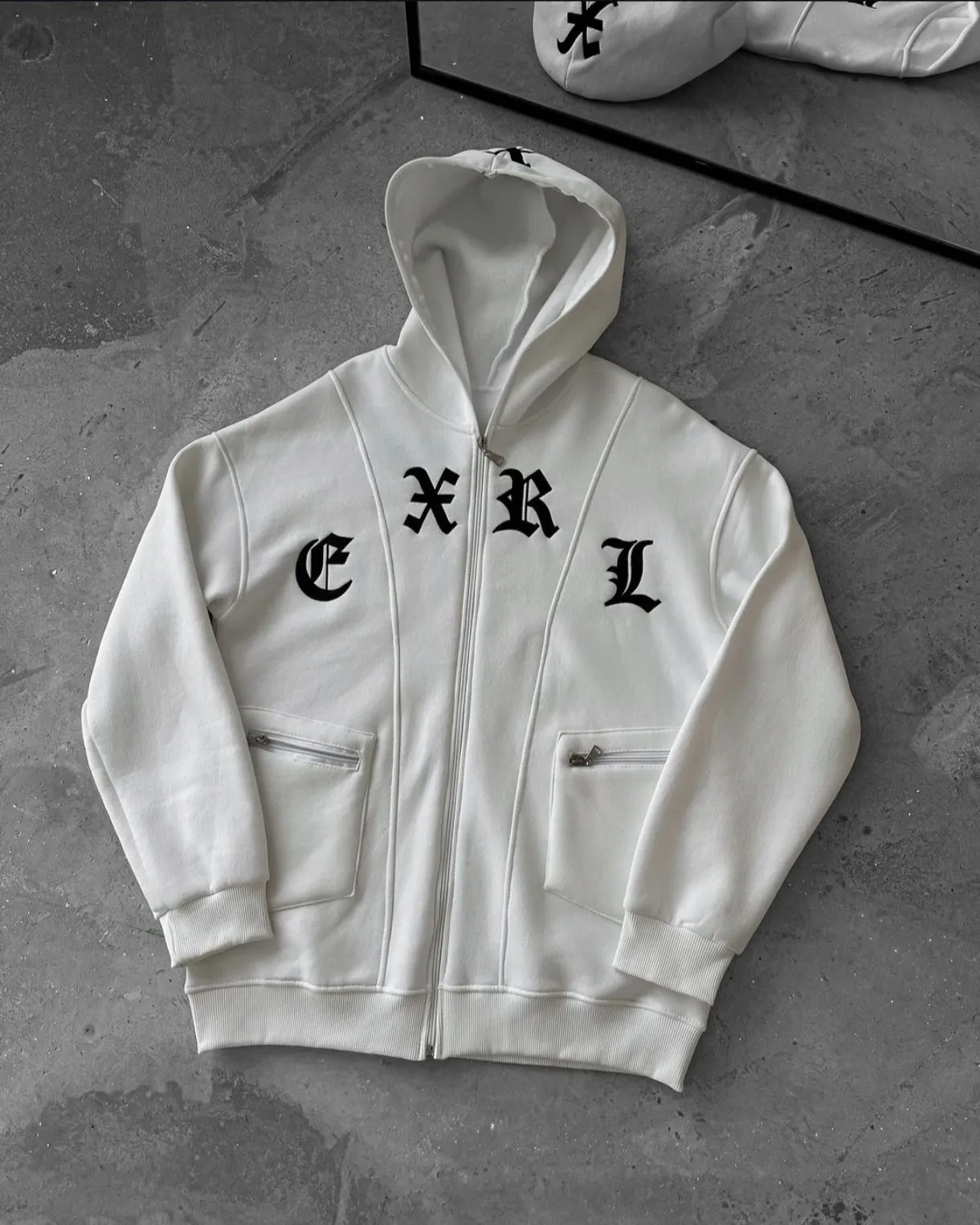 Exclusive Y2K Retro Harajuku Hip Hop Streetwear Embroidery Gothic Oversized Zip Up Hoodie For Mens Women