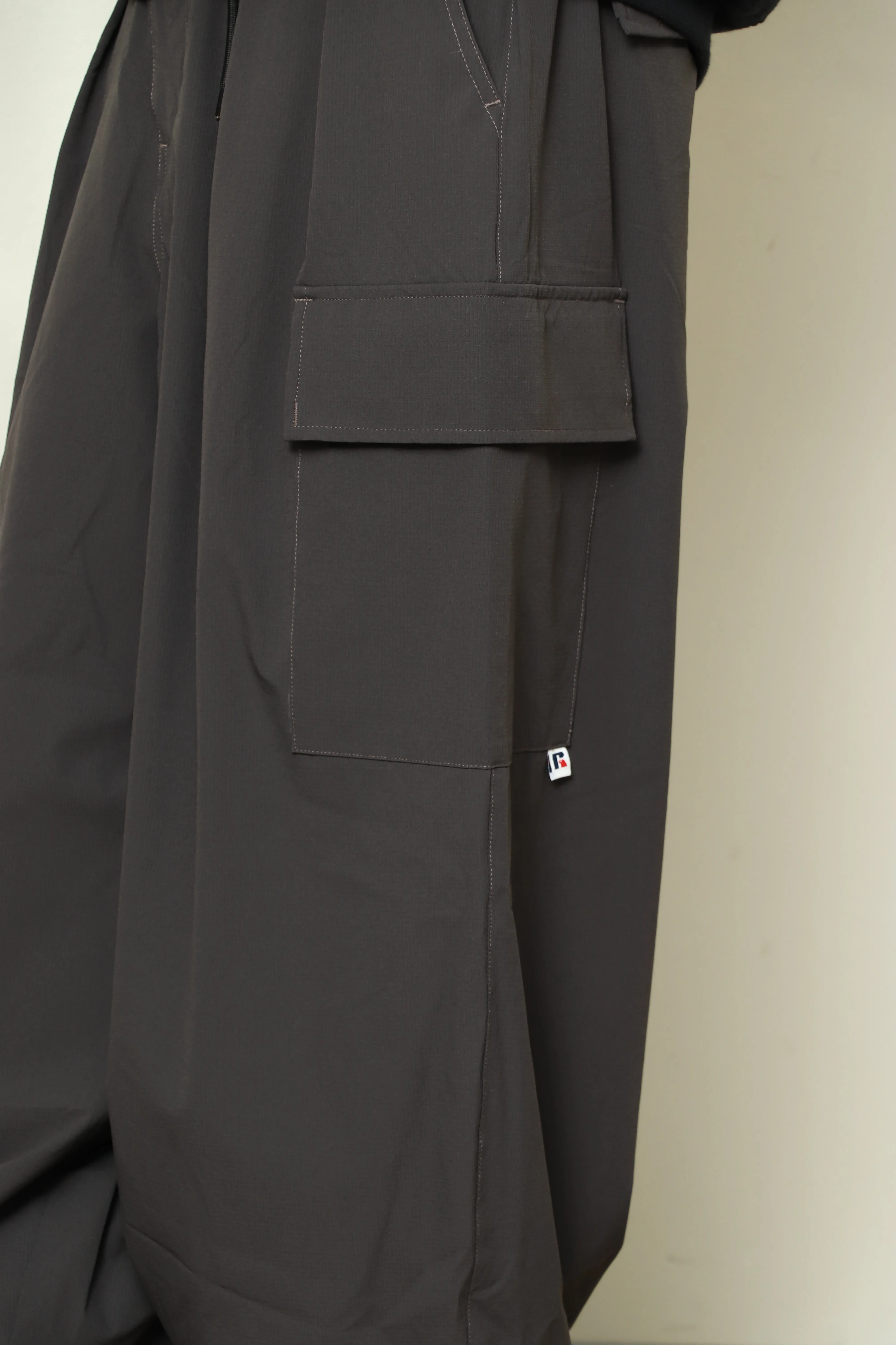NYLON TOWN SUITS' Rip stop  Stretch Nylon Baloon Cargo Pants＜RC-24053＞