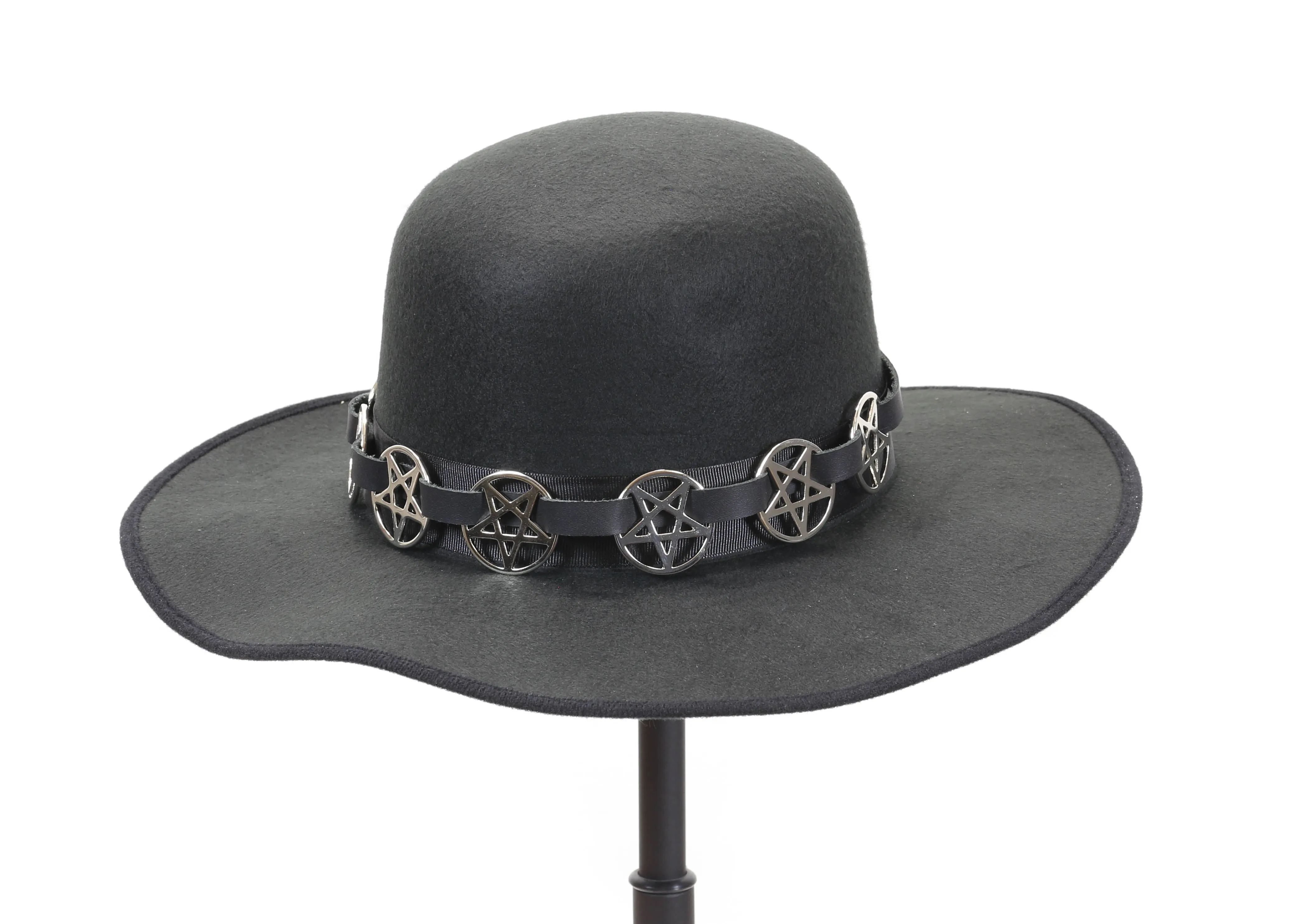 Round Hat With Pentagrams