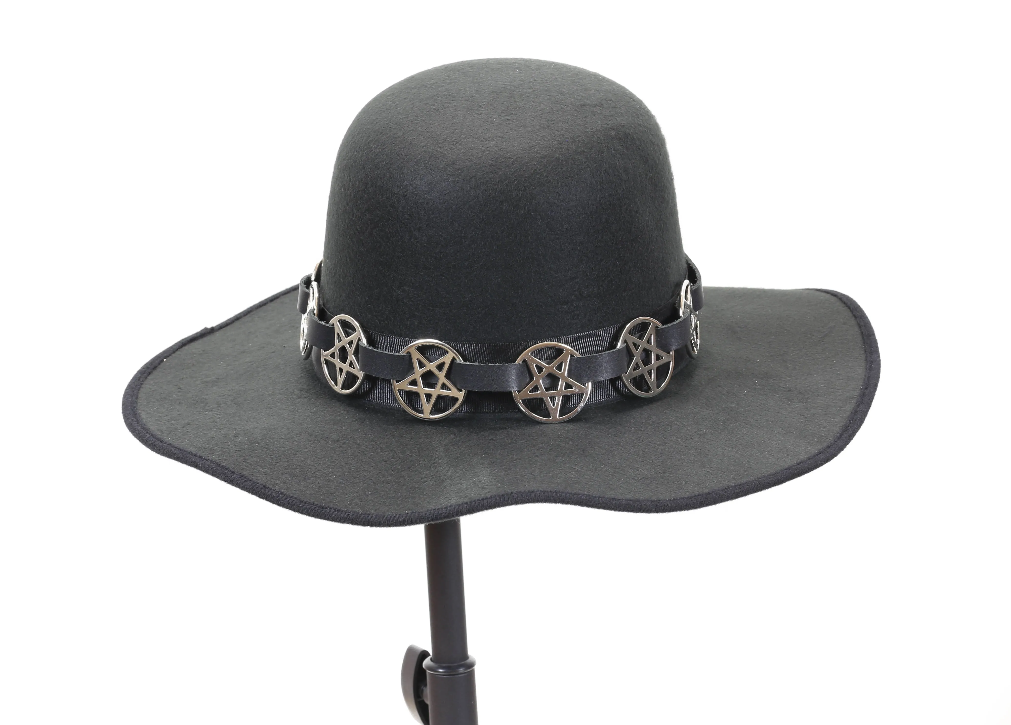 Round Hat With Pentagrams
